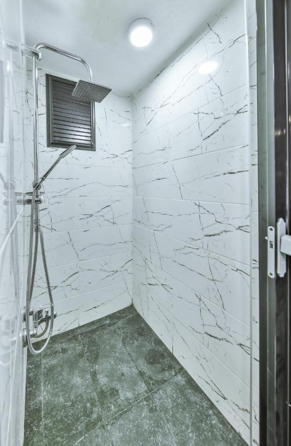 Hug Galata Appartement Istanboel Buitenkant foto